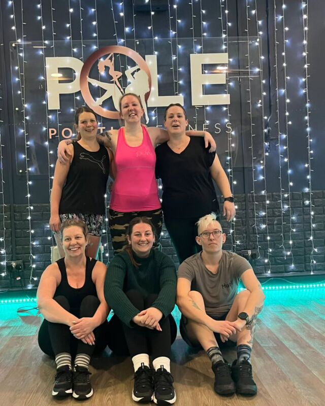 Gi smashing it this morning again ! 

#strongwomen #fitness #fitnessmotivation #strong #womenempowerment #motivation #girlswholift #womensupportingwomen #workout #gym #love #women #bodybuilding #girlpower #fitnessjourney #selflove #fit #strongnotskinny #strength #healthylifestyle #womenwholift #gymmotivation #fitfam #strongwoman #fitnessgirl #gymlife #strengthtraining #loveyourself #powerlifting #instagood
